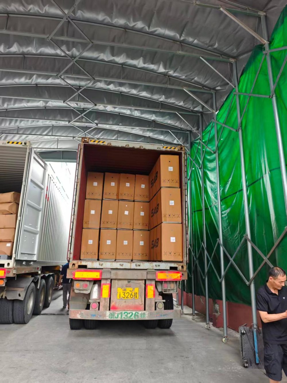 Container SAB pregătit de expediere